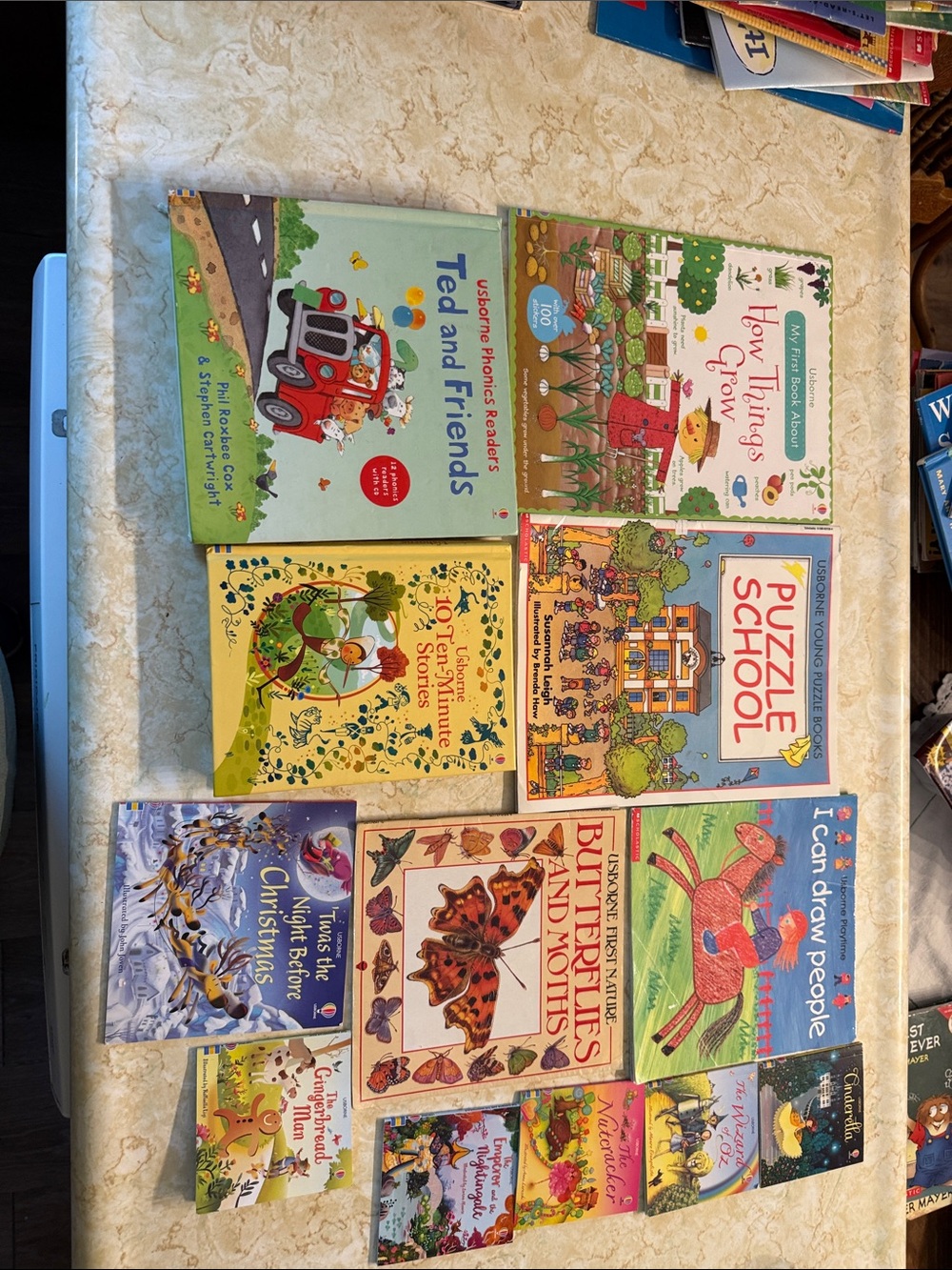 Usborn Children's Picture Book Bundle - Assorted Colors
